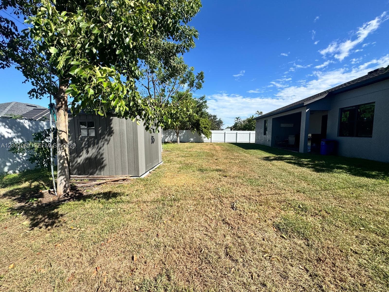 209 SE 26TH TER, Cape Coral, FL 33904-2766 photo 9