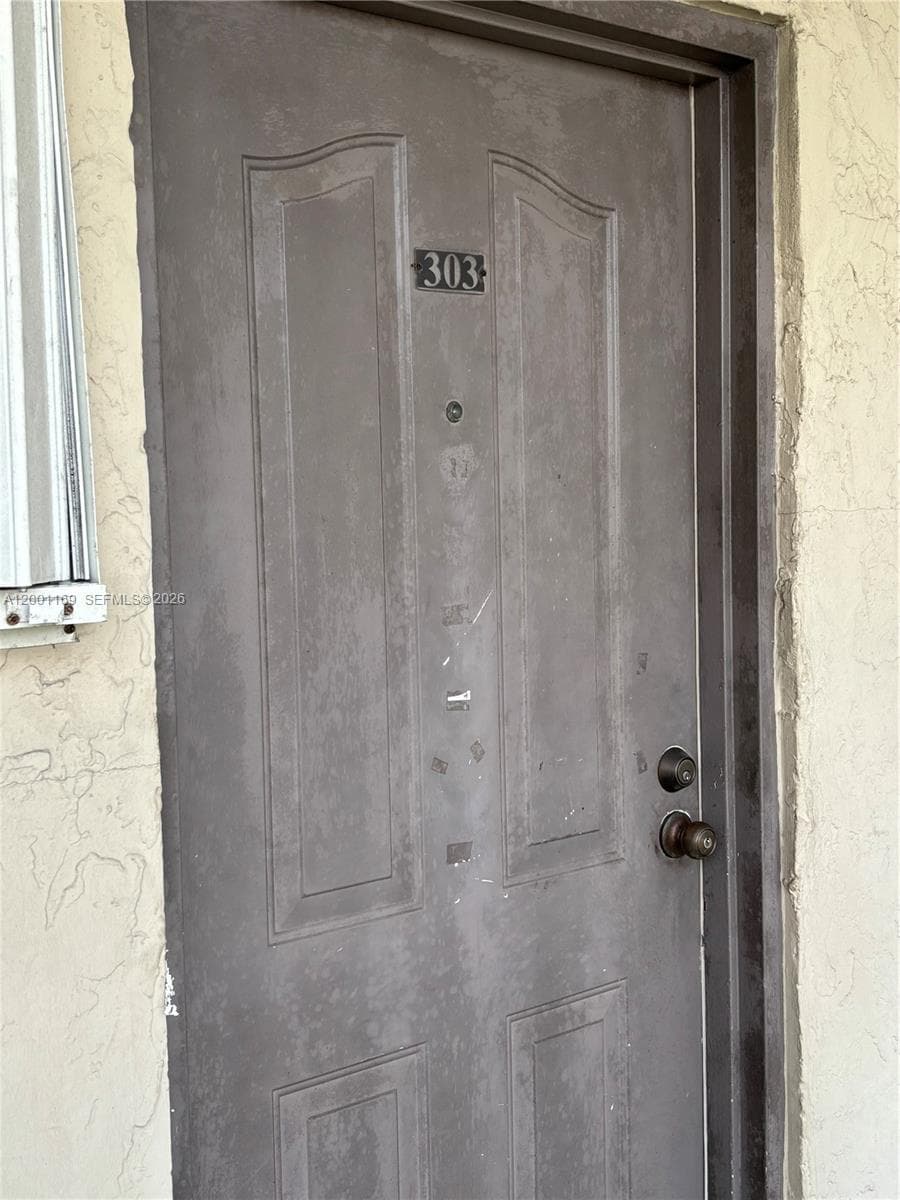 10900 SW 104th St # 303, Miami, FL 33176 photo 10