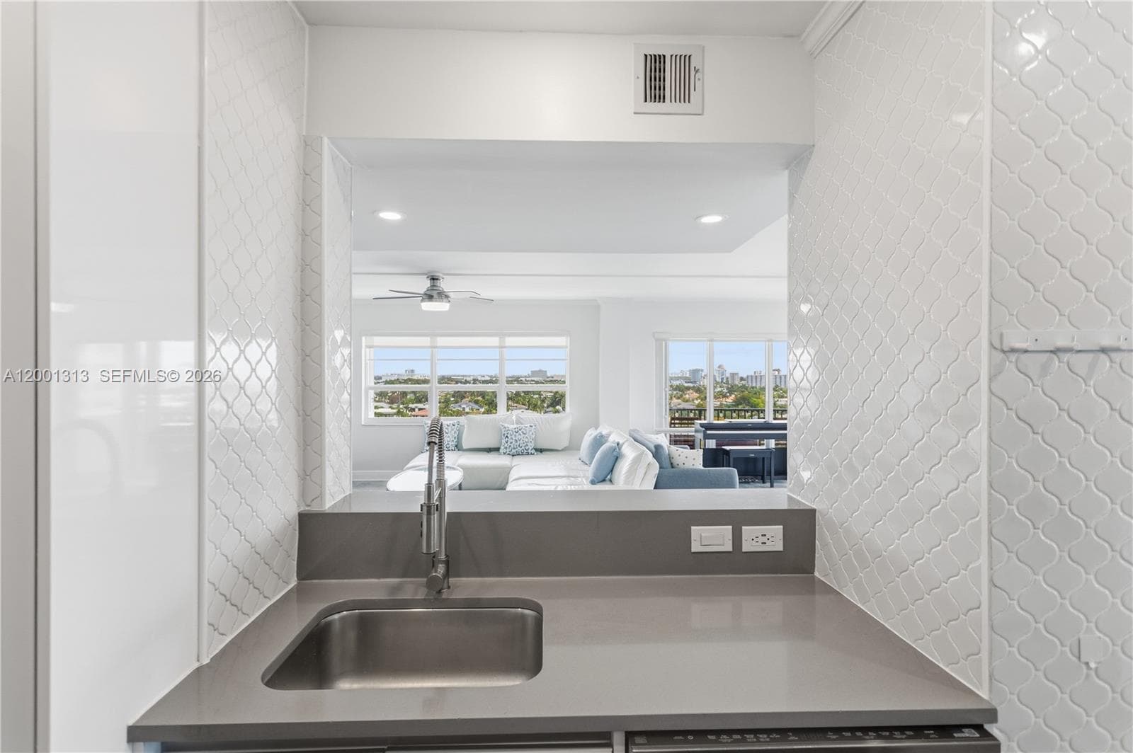 340 Sunset Dr # 1210, Fort Lauderdale, FL 33301 photo 12