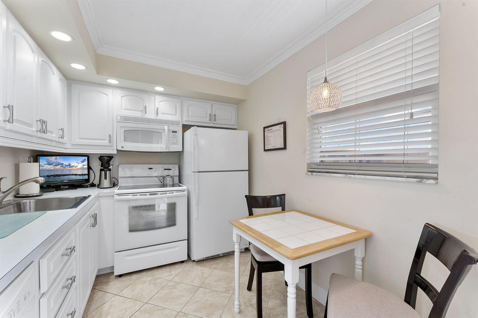 2515 NE 2nd Court # 405, Boynton Beach, FL 33435 photo 7