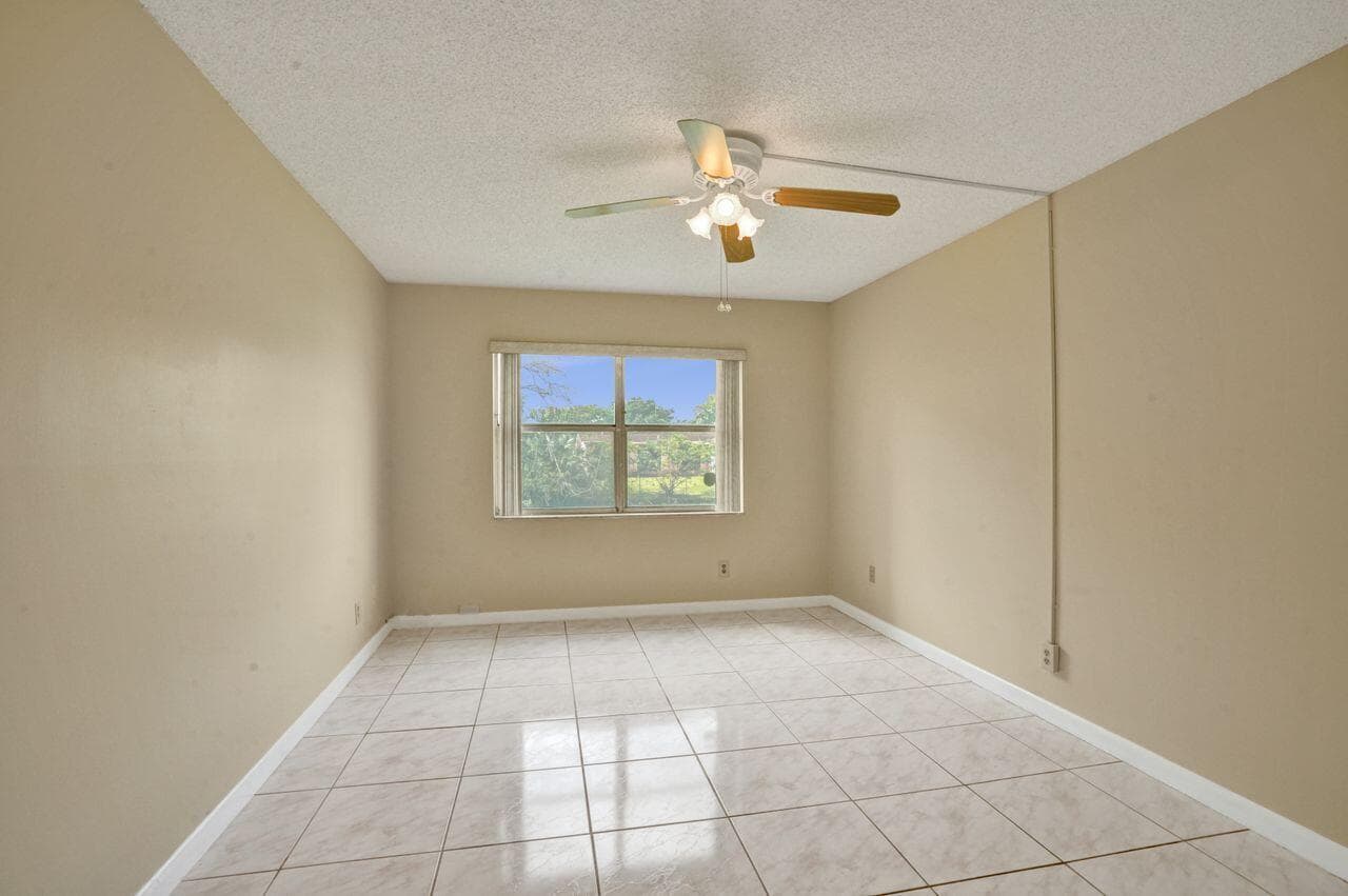 9460 Sunrise Lakes Boulevard # 106, Sunrise, FL 33322 photo 13