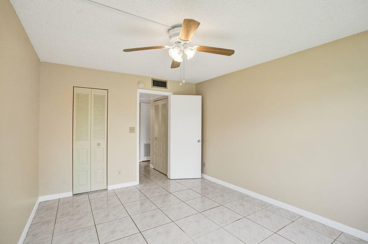 9460 Sunrise Lakes Boulevard # 106, Sunrise, FL 33322 photo 12