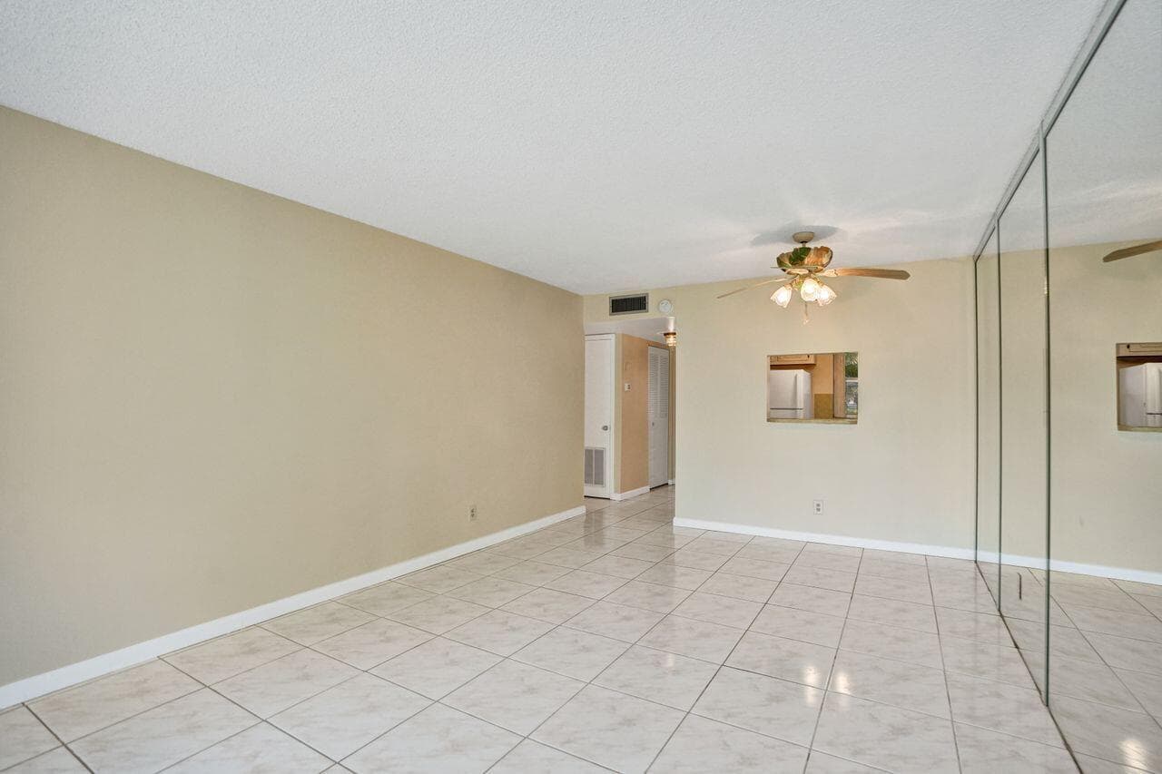 9460 Sunrise Lakes Boulevard # 106, Sunrise, FL 33322 photo 10