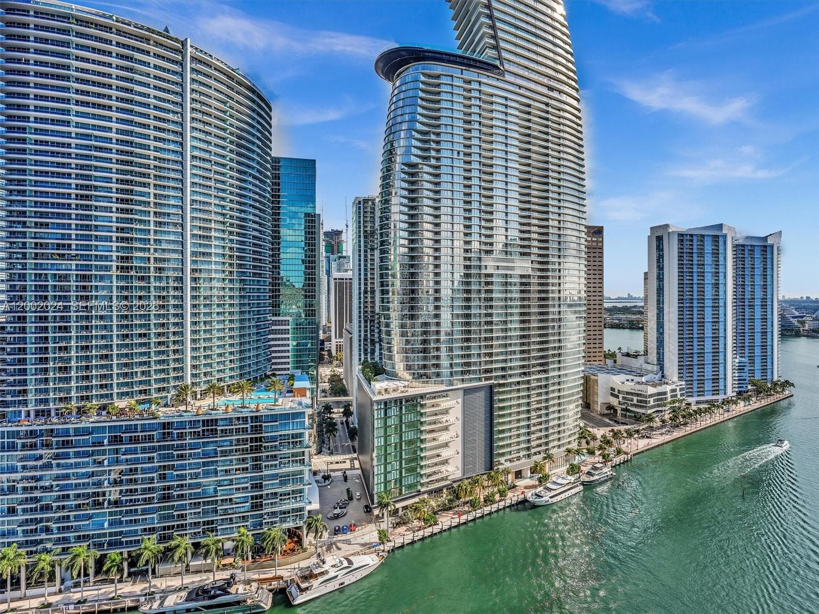 475 Brickell Ave # 2715, Miami, FL 33131 photo 13