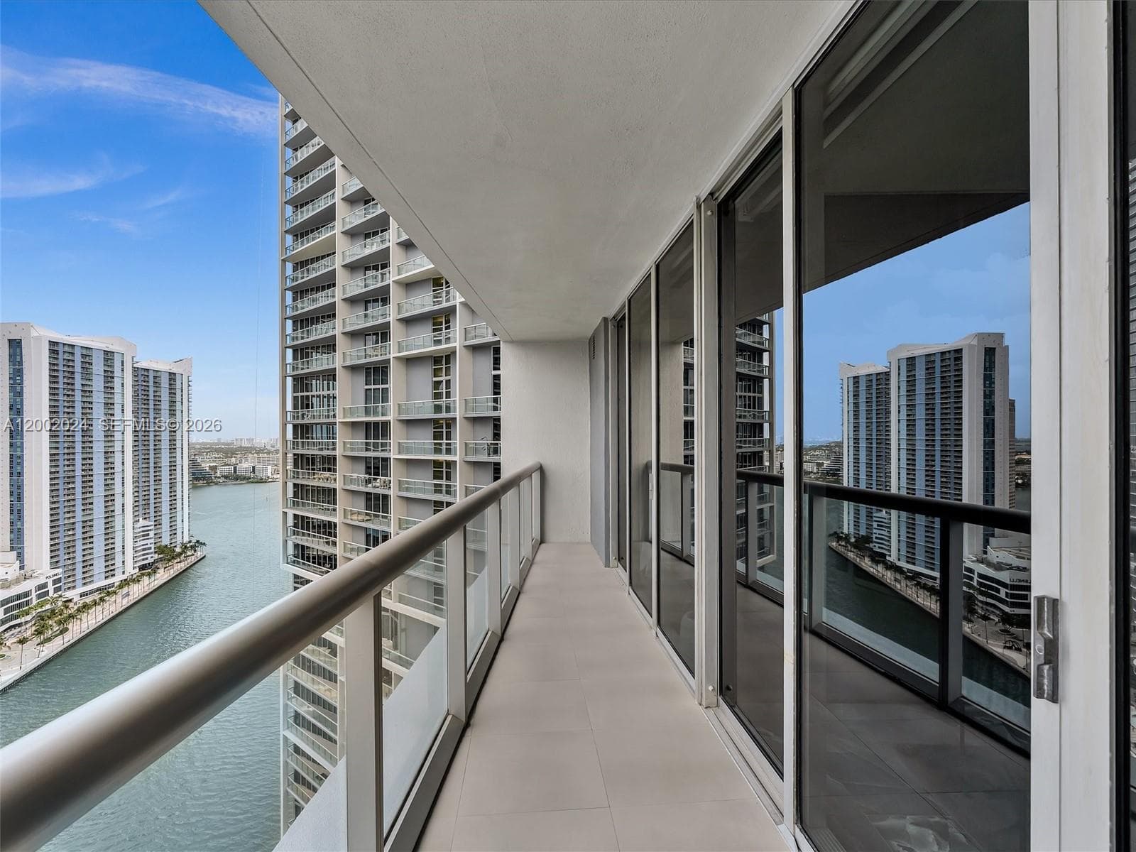 475 Brickell Ave # 2715, Miami, FL 33131 photo 12