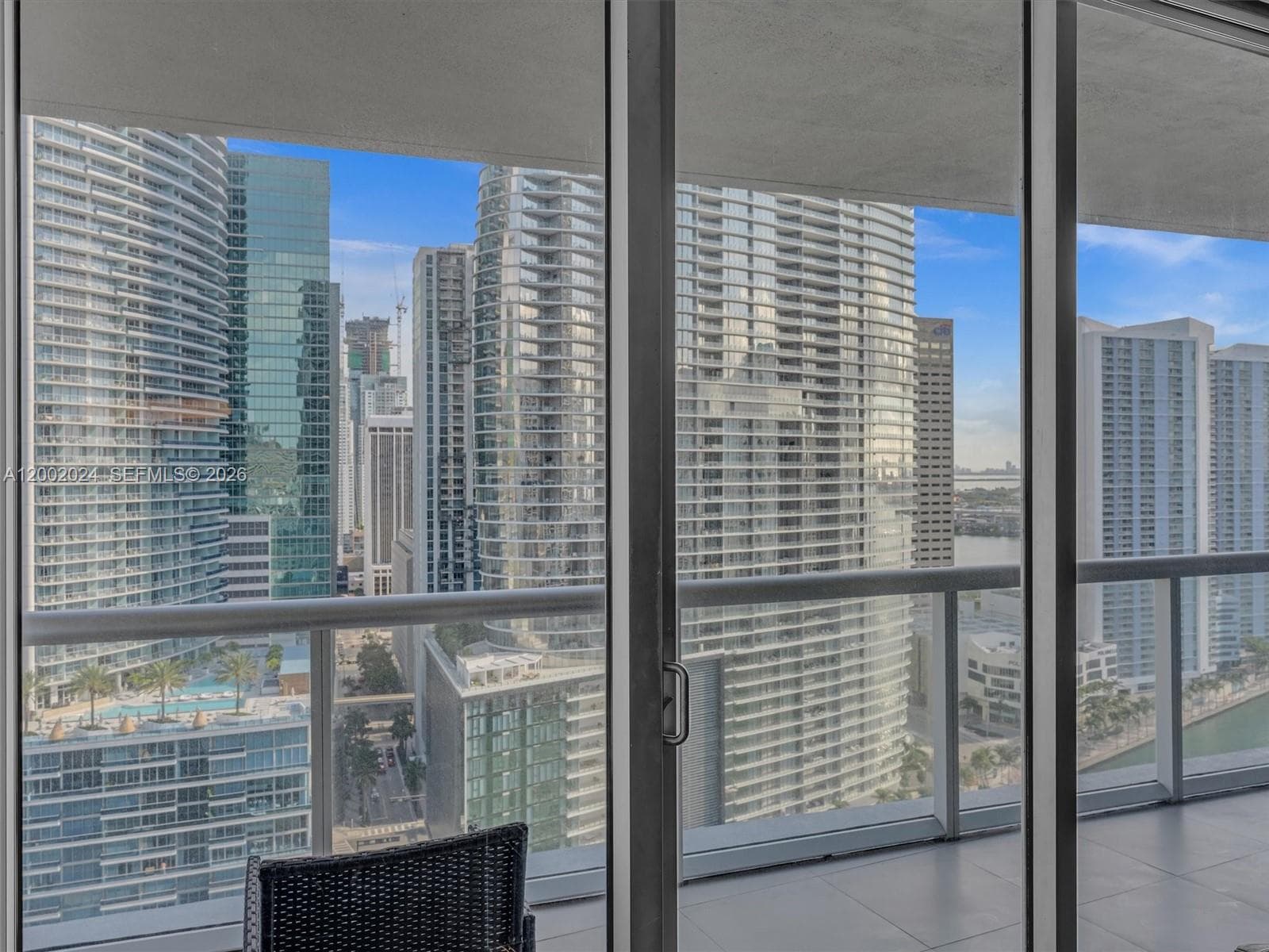 475 Brickell Ave # 2715, Miami, FL 33131 photo 10