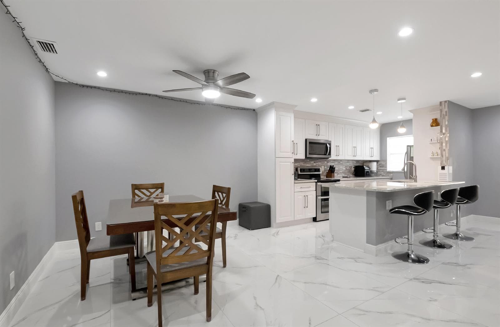 14010 Nesting Way # B, Delray Beach, FL 33484 photo 8