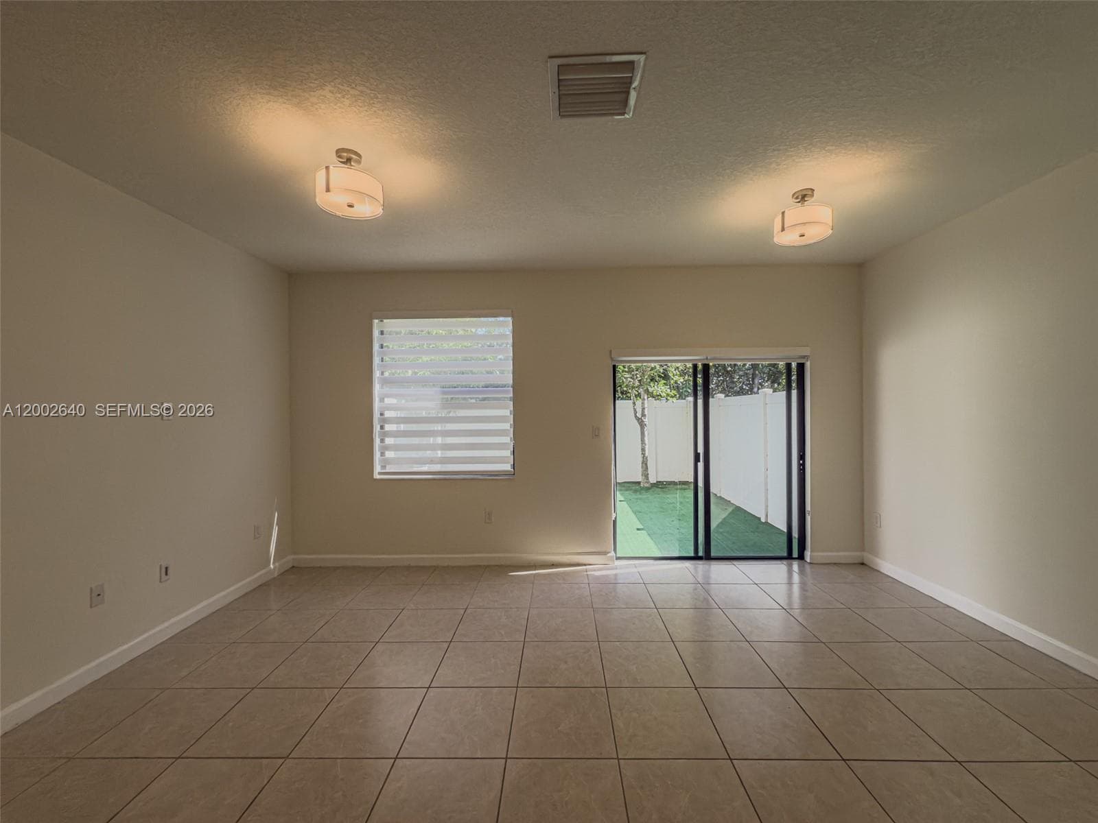 10629 W 32nd Ln, Hialeah, FL 33018 photo 3