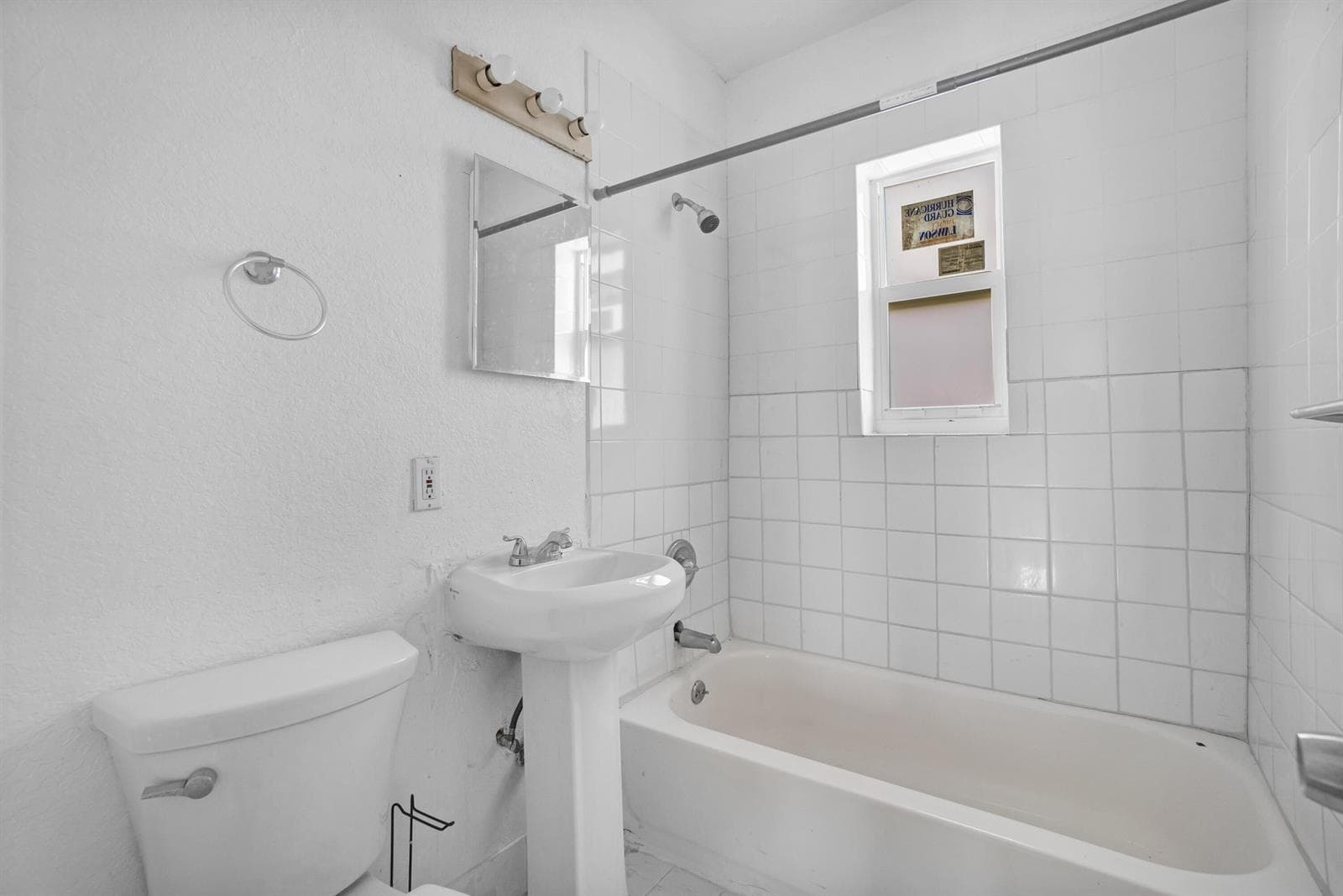 306 NW 84th Terrace # 306, Miami, FL 33150 photo 12