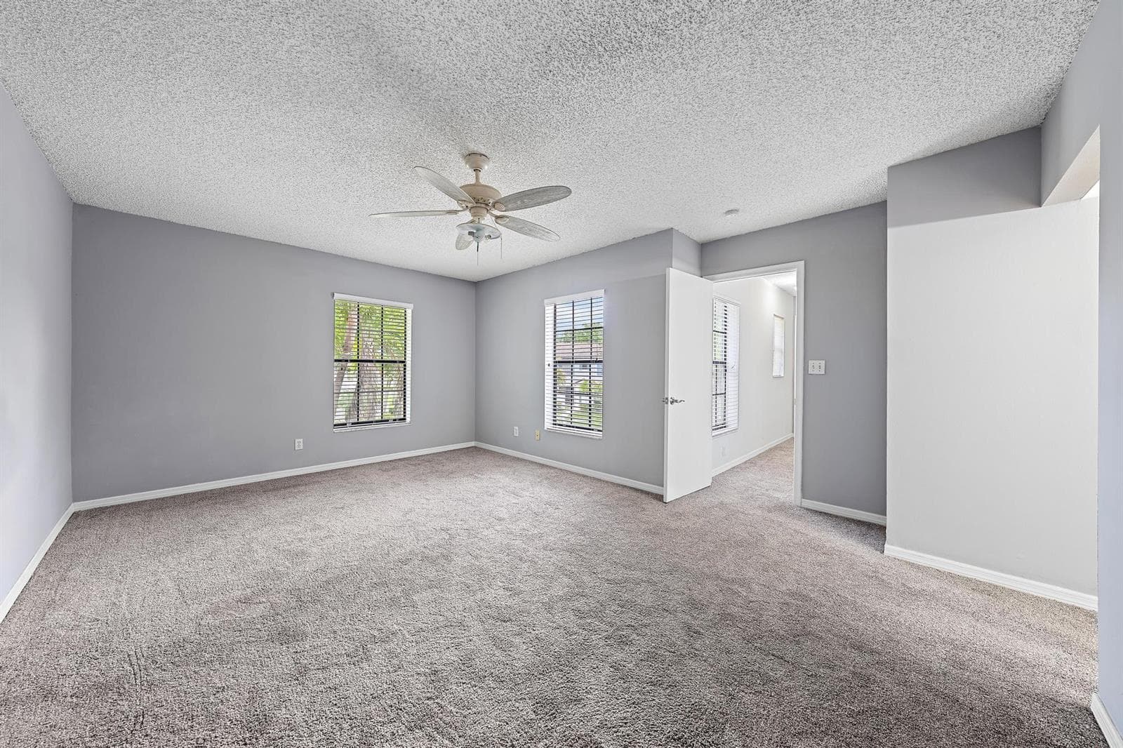 352 Prestwick Circle # 1, Palm Beach Gardens, FL 33418 photo 6