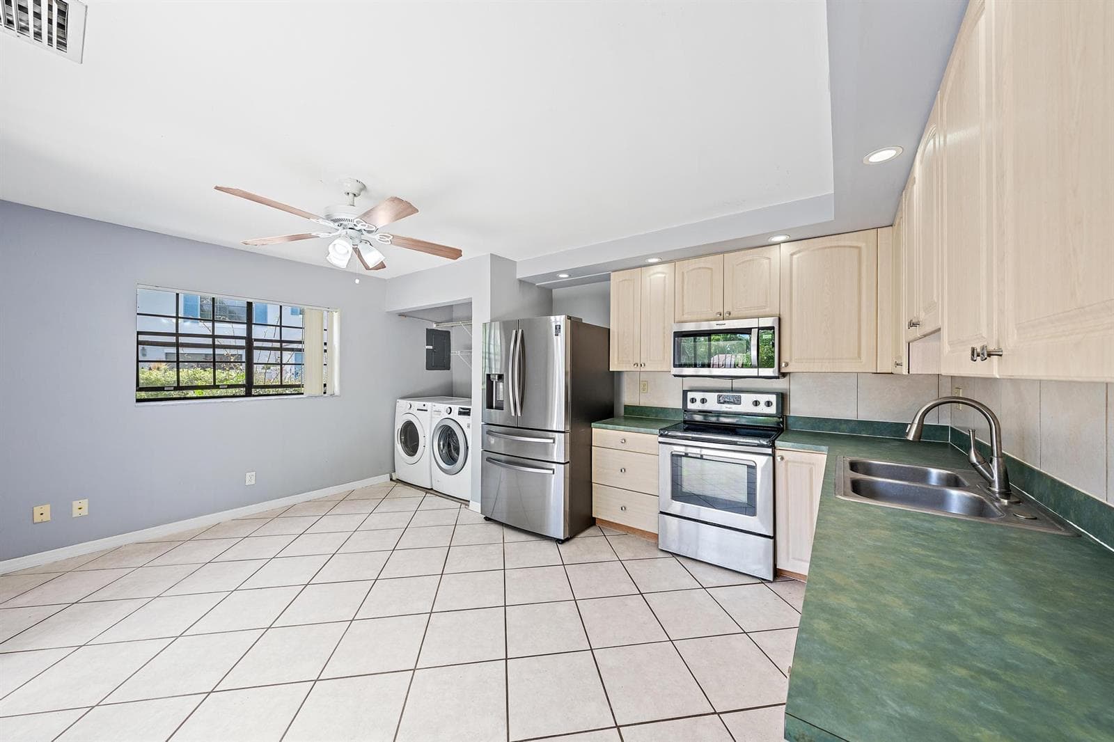 352 Prestwick Circle # 1, Palm Beach Gardens, FL 33418 photo 13