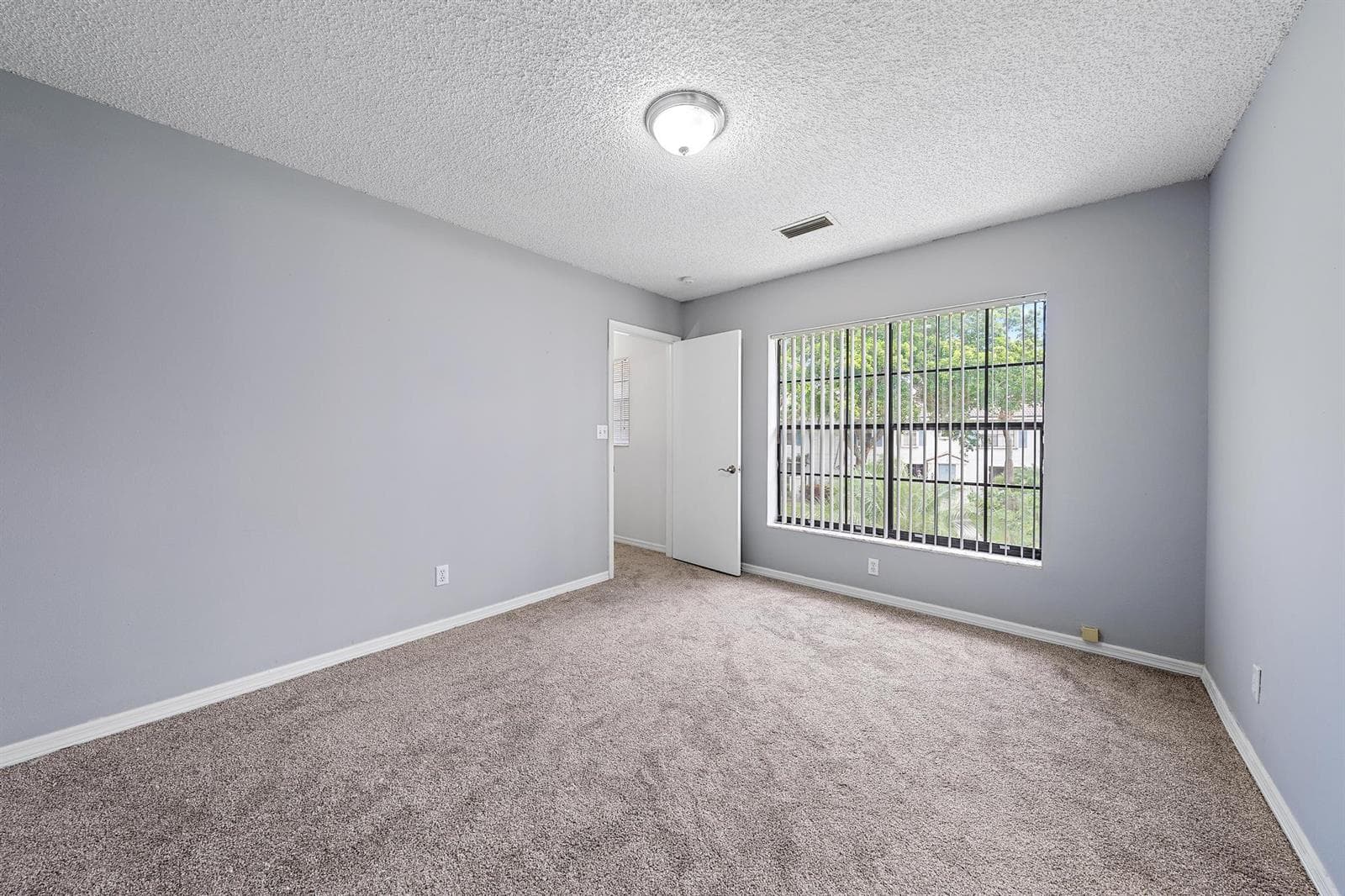352 Prestwick Circle # 1, Palm Beach Gardens, FL 33418 photo 7