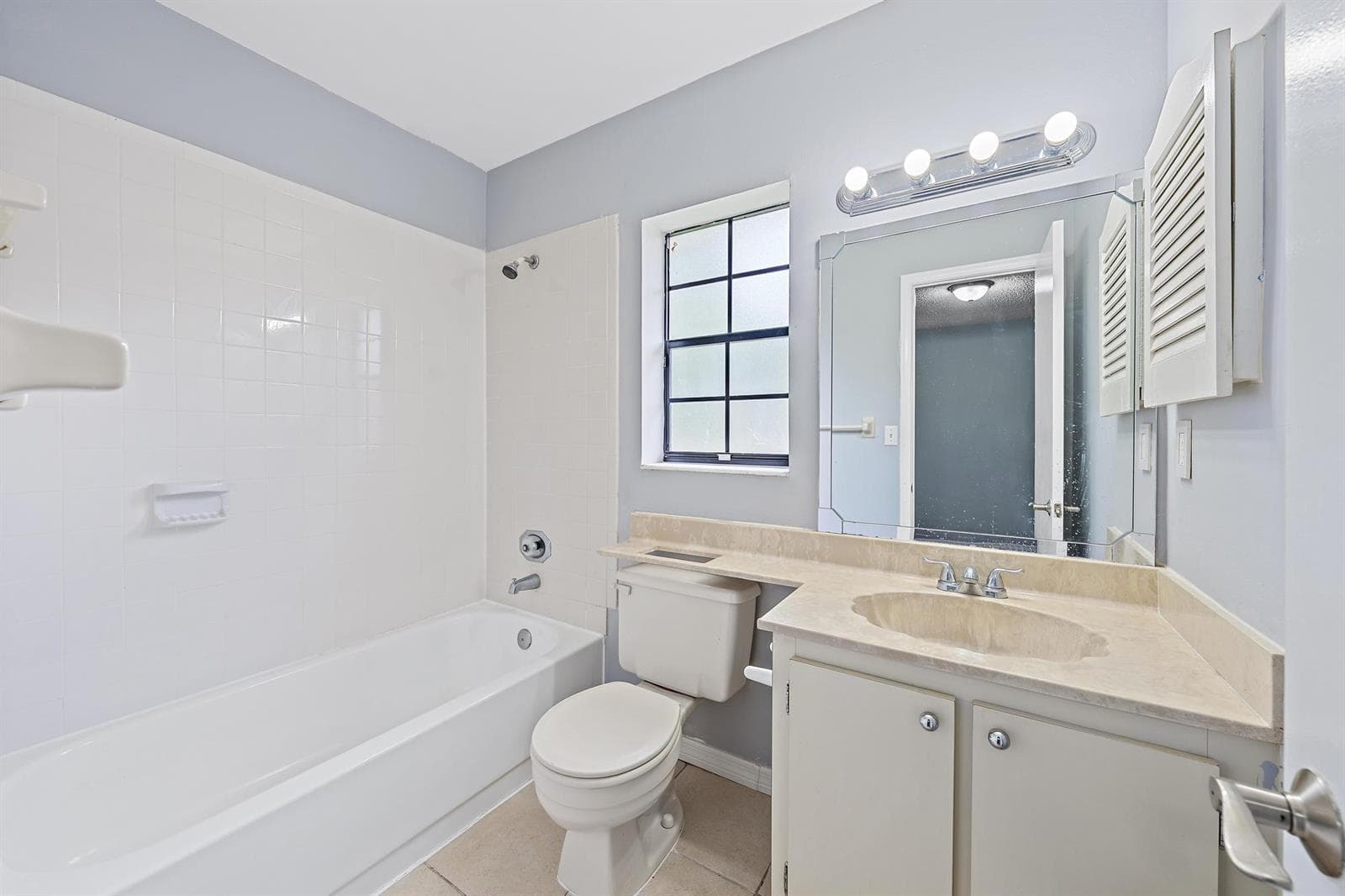 352 Prestwick Circle # 1, Palm Beach Gardens, FL 33418 photo 8