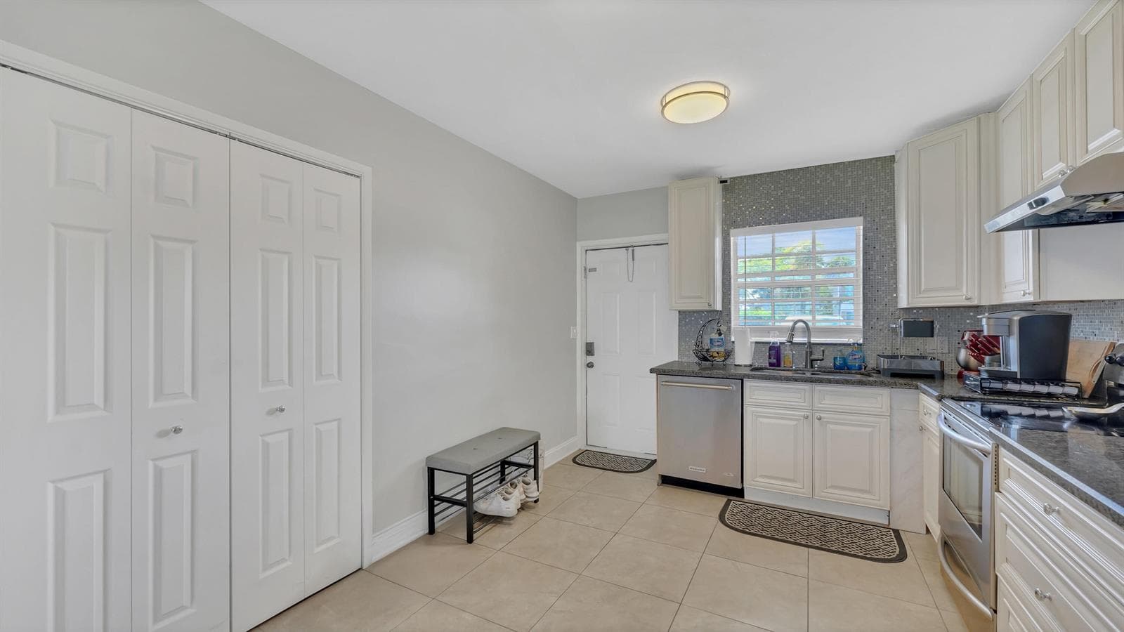 298 SE 6th Avenue # 2, Pompano Beach, FL 33060 photo 6