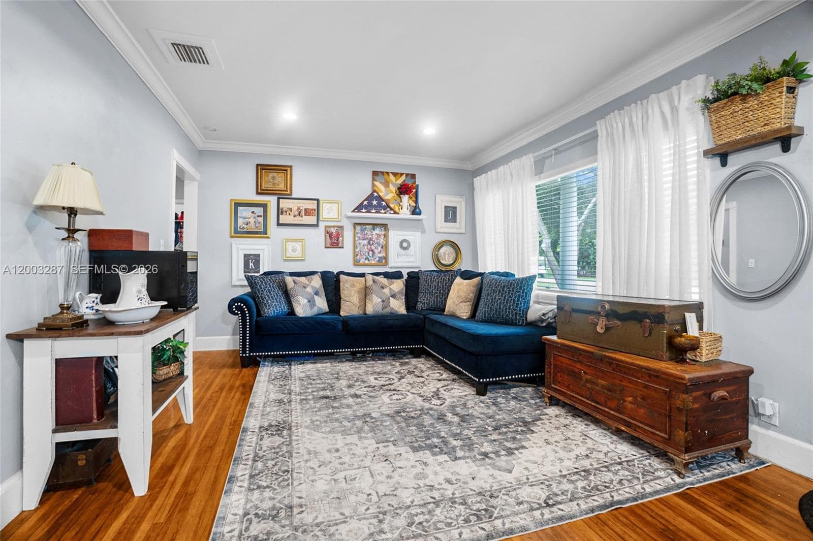 899 E Country Club Cir, Plantation, FL 33317 photo 9