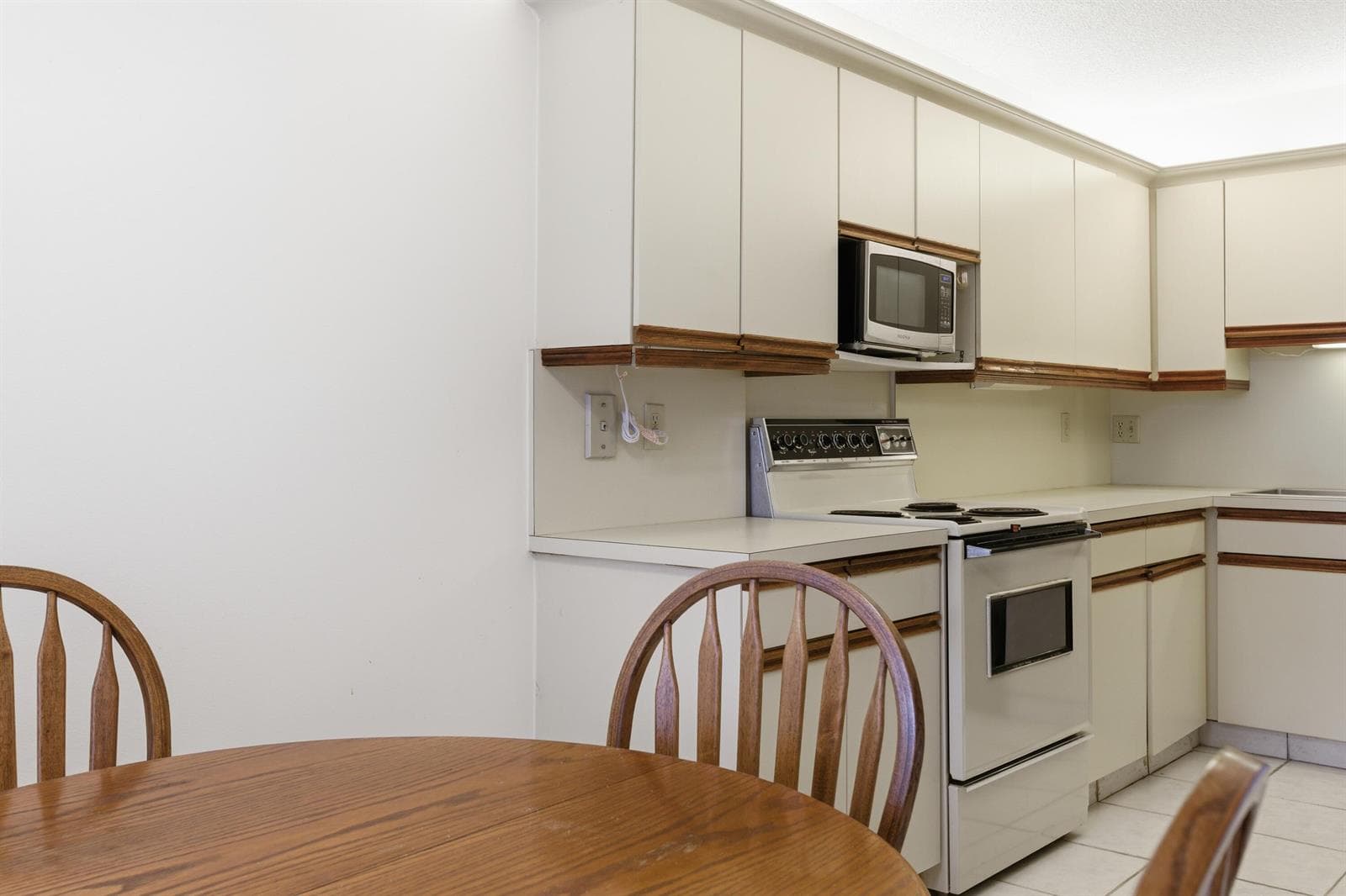 10118 Mangrove Drive # 105, Boynton Beach, FL 33437 photo 11