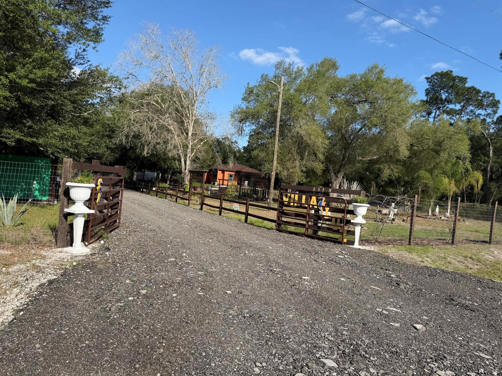 235 N Sendero Street, Clewiston, FL 33440 photo 2