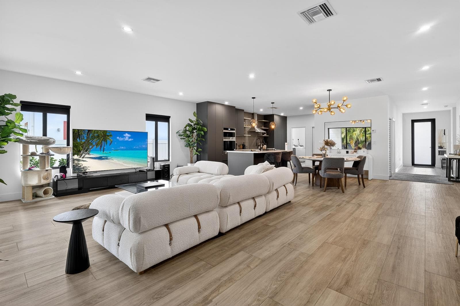 913 NE 15th Street, Fort Lauderdale, FL 33304 photo 9