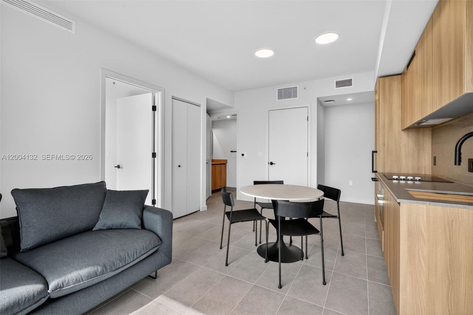 121 NE 5th Steet # 3313, Miami, FL 33132 photo 7