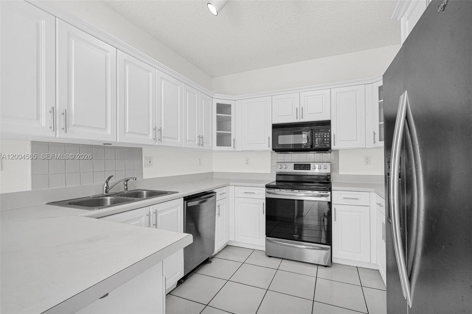 1675 Yellowheart Way, Hollywood, FL 33019 photo 12