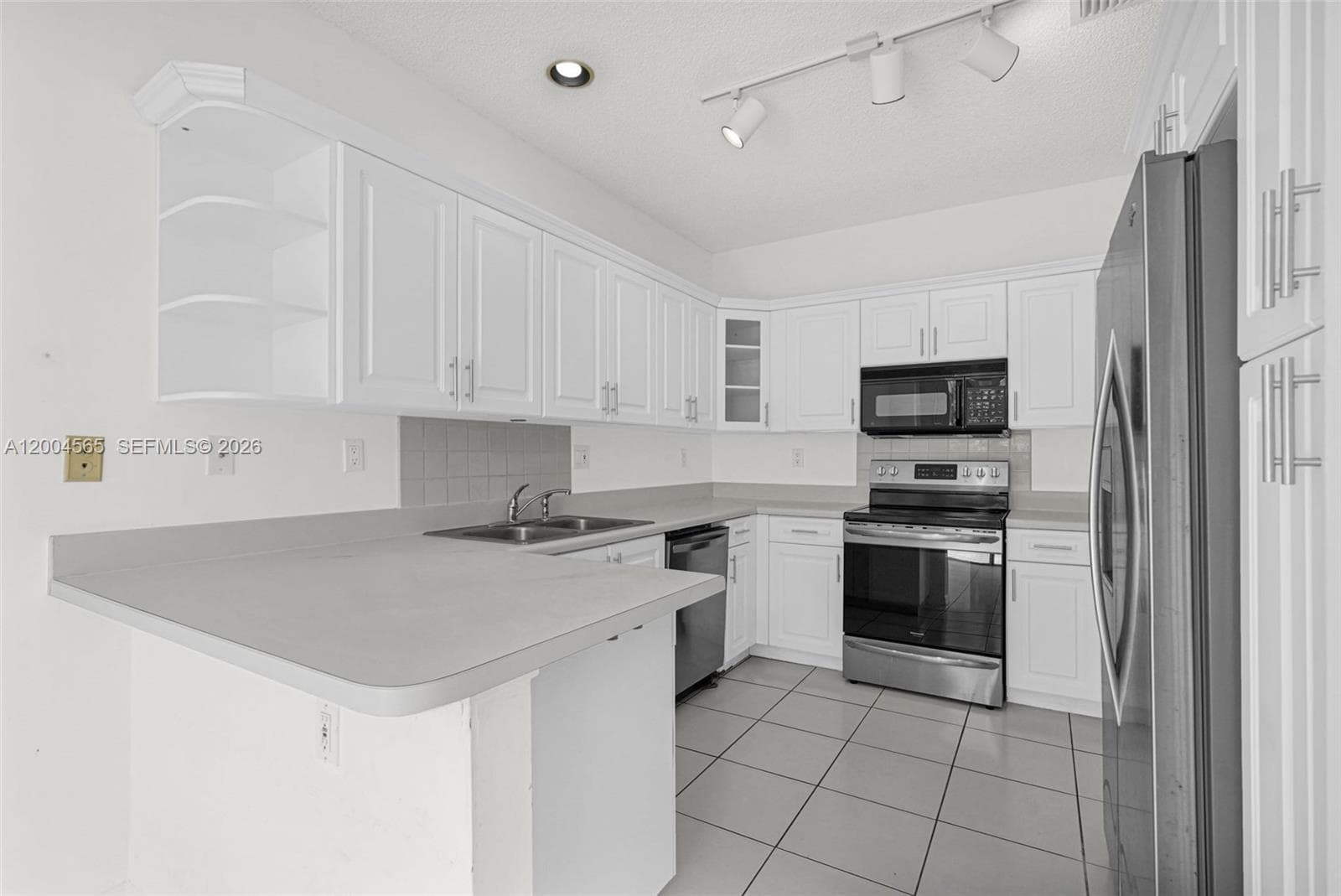 1675 Yellowheart Way, Hollywood, FL 33019 photo 11
