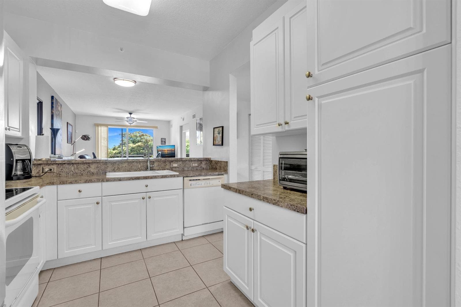 7735 Yardley Drive # 305, Tamarac, FL 33321 photo 7