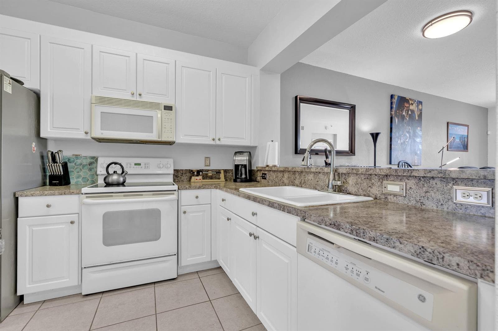 7735 Yardley Drive # 305, Tamarac, FL 33321 photo 9