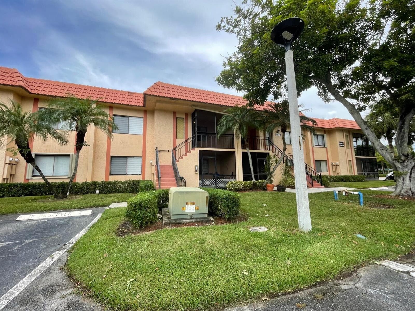 158 Lakeview Drive # 202, Weston, FL 33326 photo 2