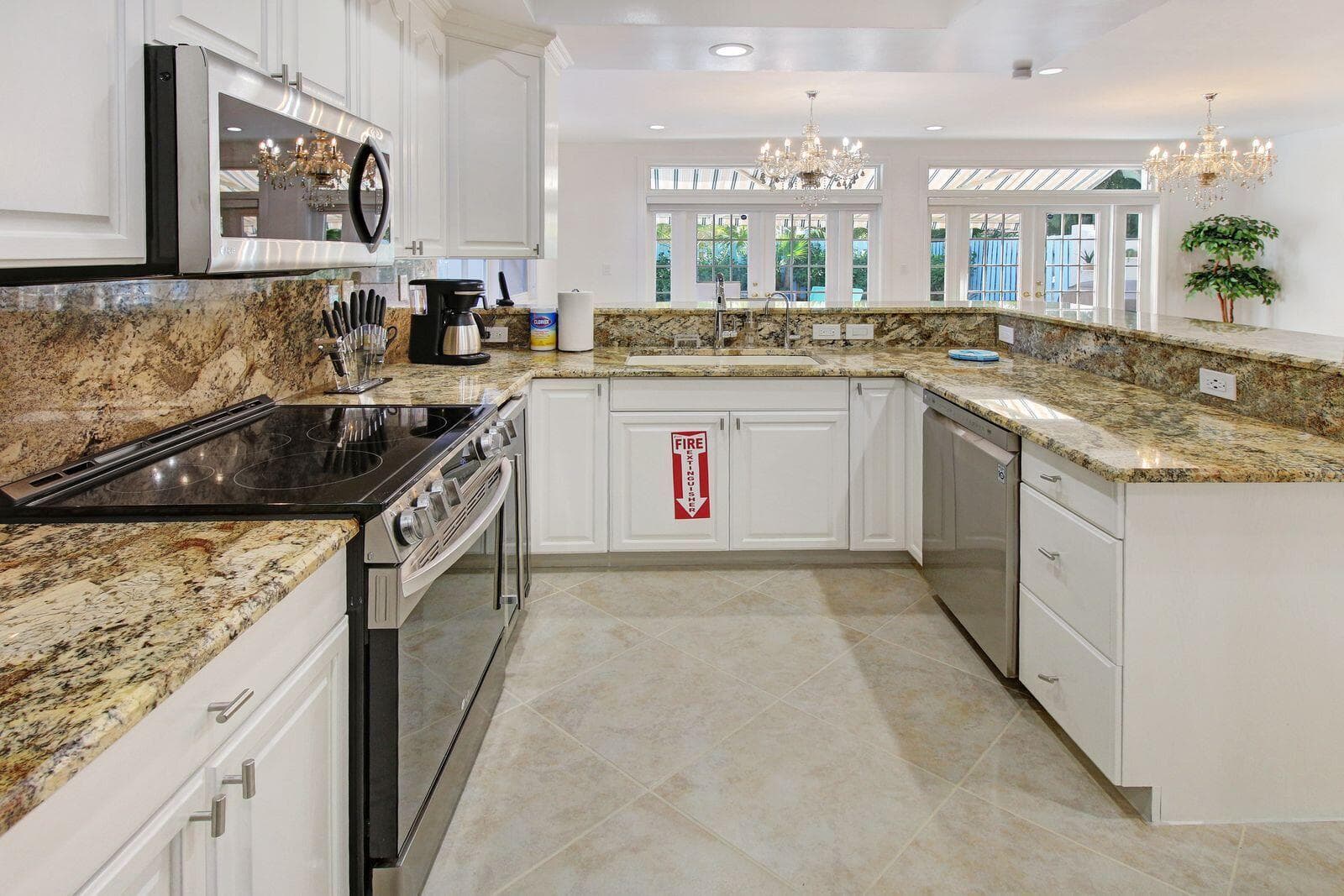 218 Pine Avenue, Lauderdale By The Sea, FL 33308 photo 8