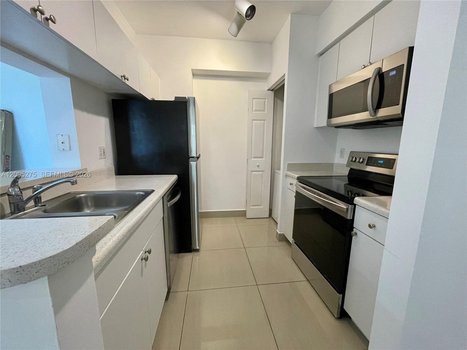 17100 N Bay Rd # 1517, Sunny Isles Beach, FL 33160 photo 6