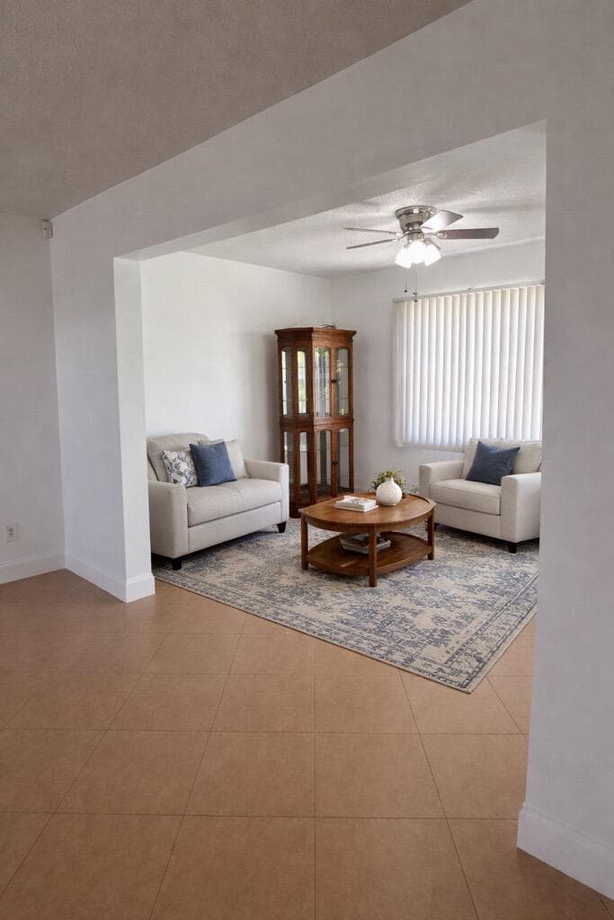 1902 SW 22nd Avenue, Boynton Beach, FL 33426 photo 9