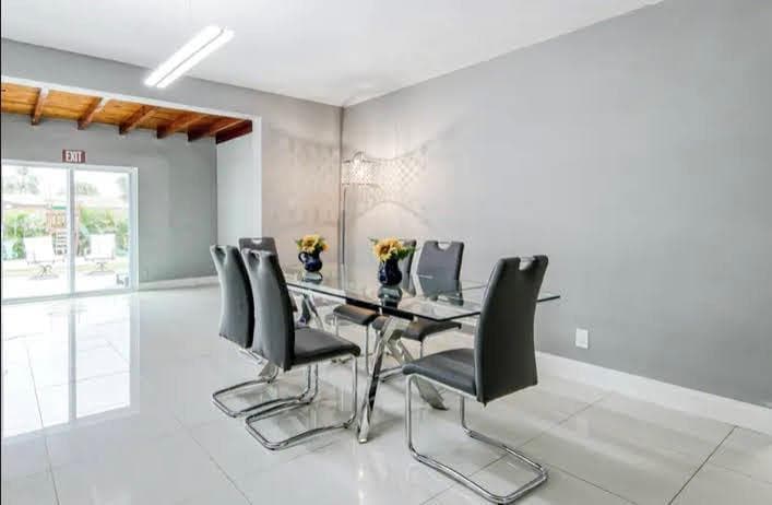 1905 N 45th Avenue, Hollywood, FL 33021 photo 7