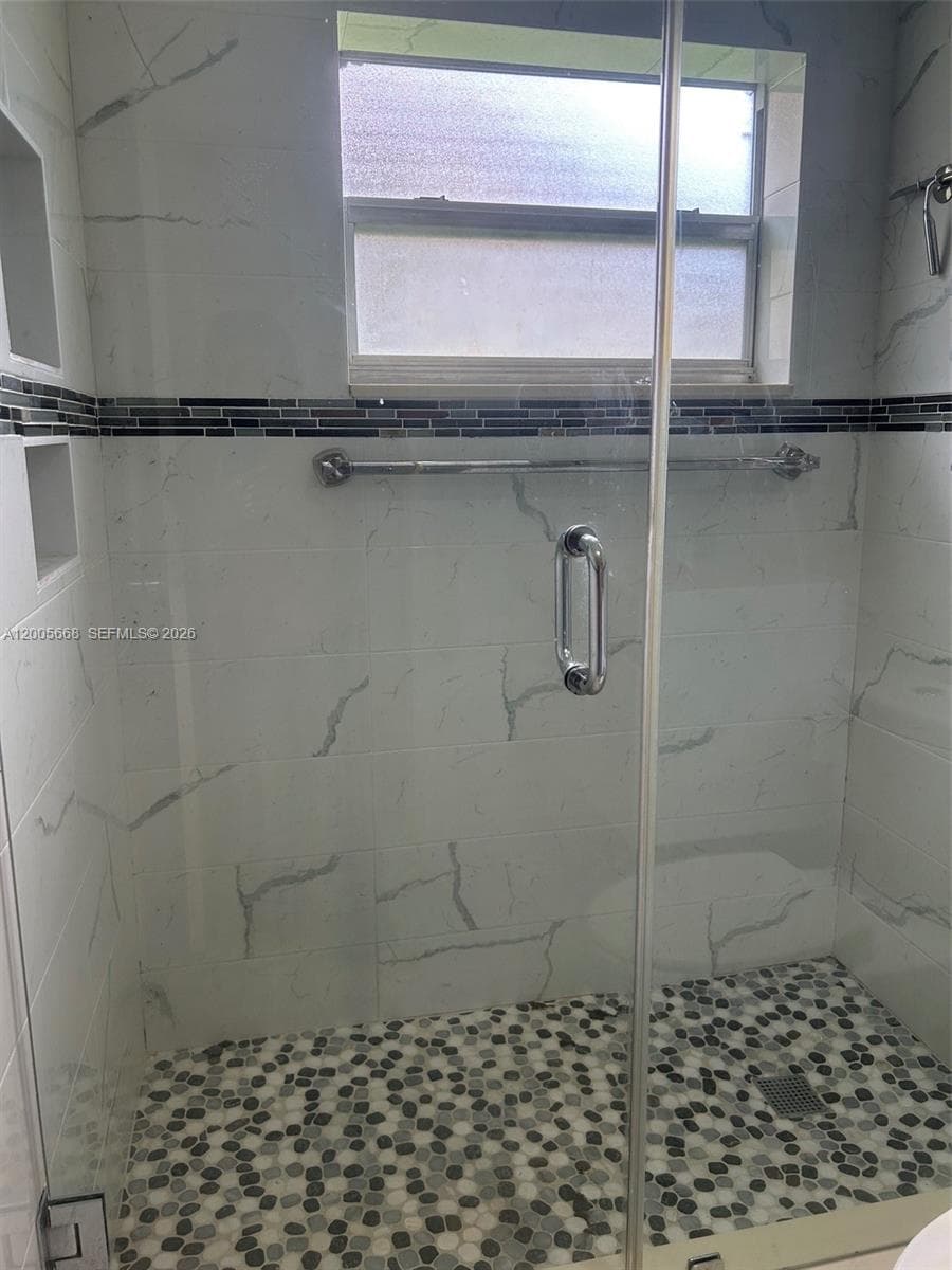 18901 NE 14th Ave # 101, Miami, FL 33179 photo 13