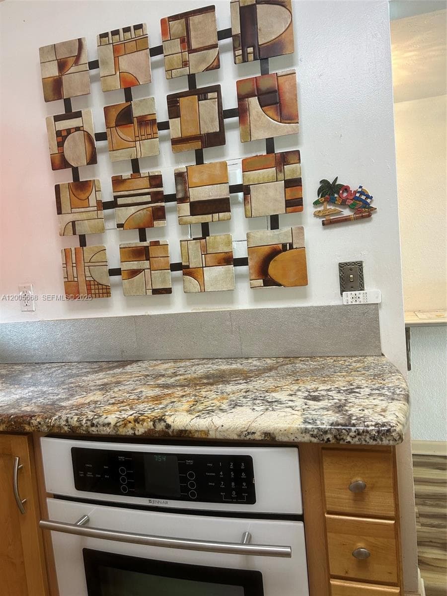 18901 NE 14th Ave # 101, Miami, FL 33179 photo 8