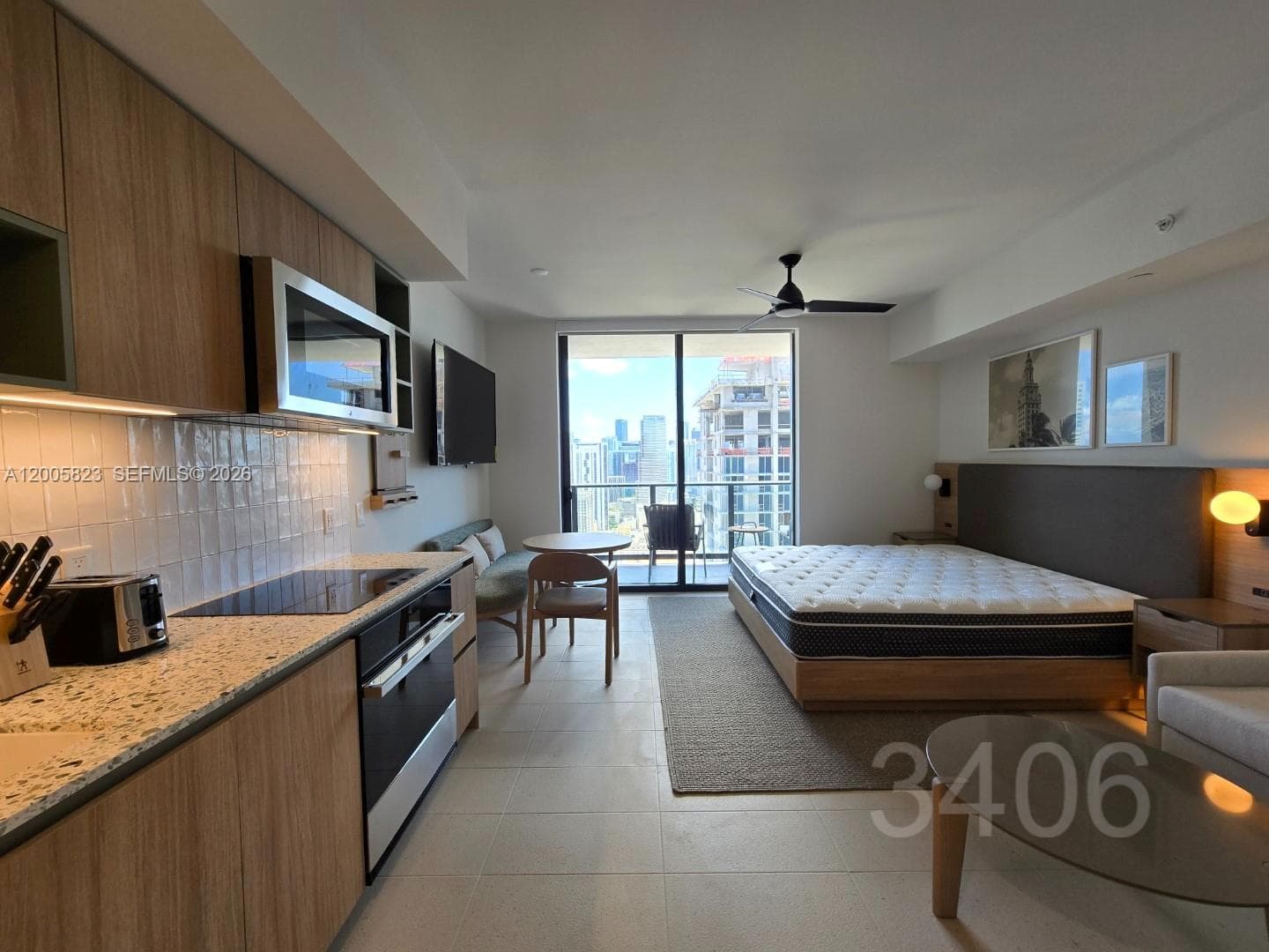 159 NE 6th St # 3406, Miami, FL 33132 photo 2