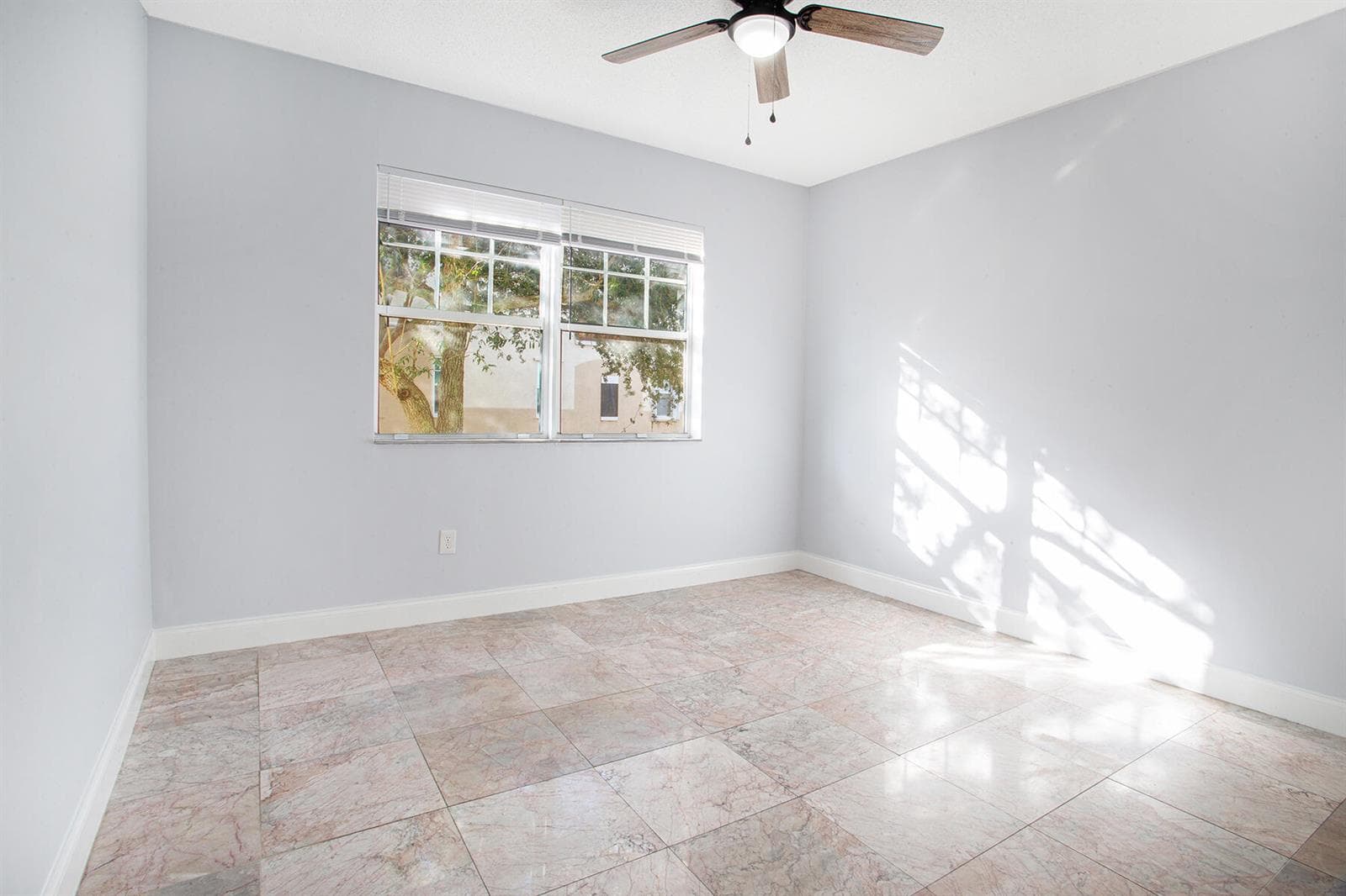 5860 W Sample Road # 204, Coral Springs, FL 33063 photo 8