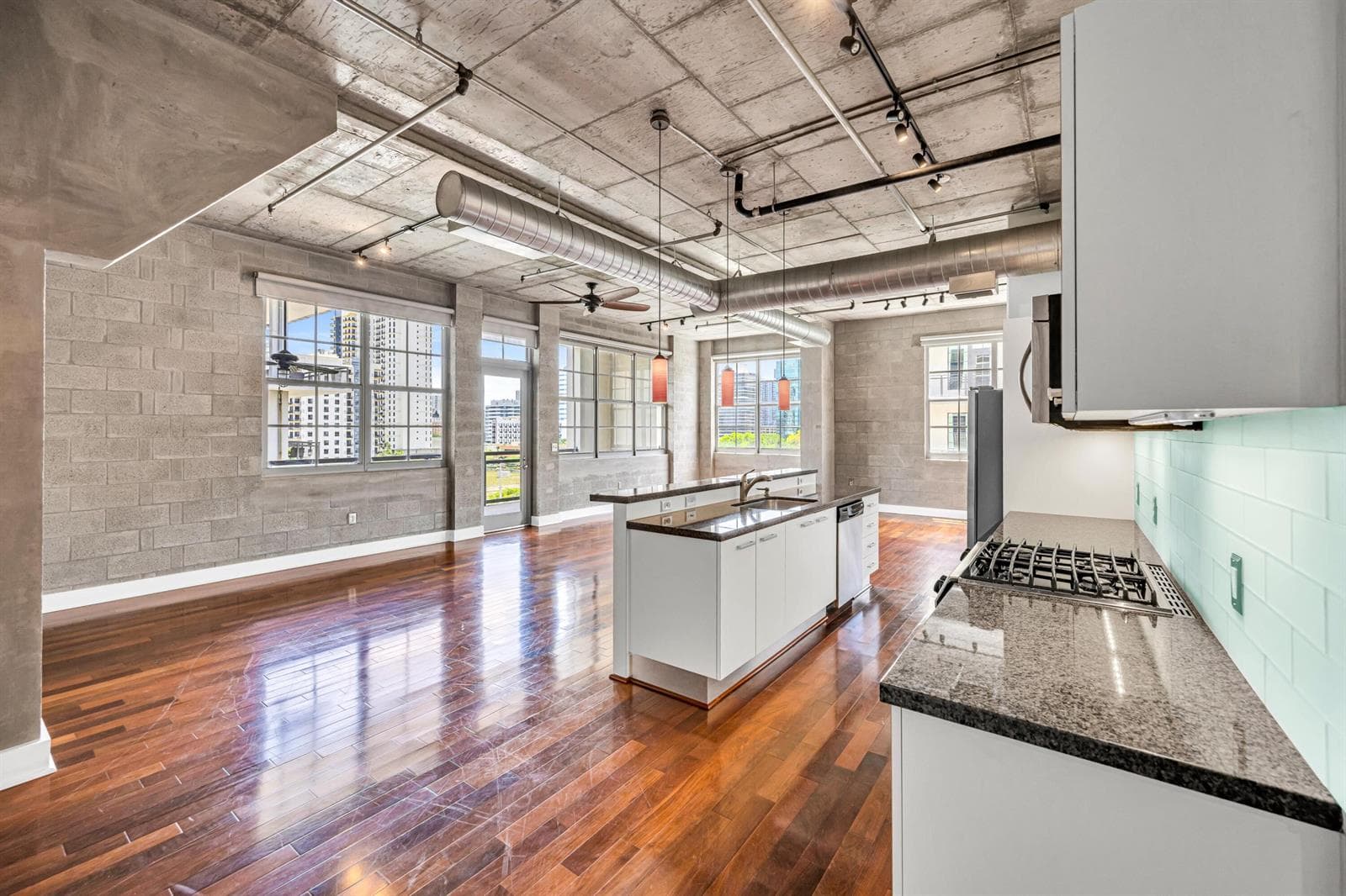 411 NW 1st Avenue NW # 601, Fort Lauderdale, FL 33301 photo 2