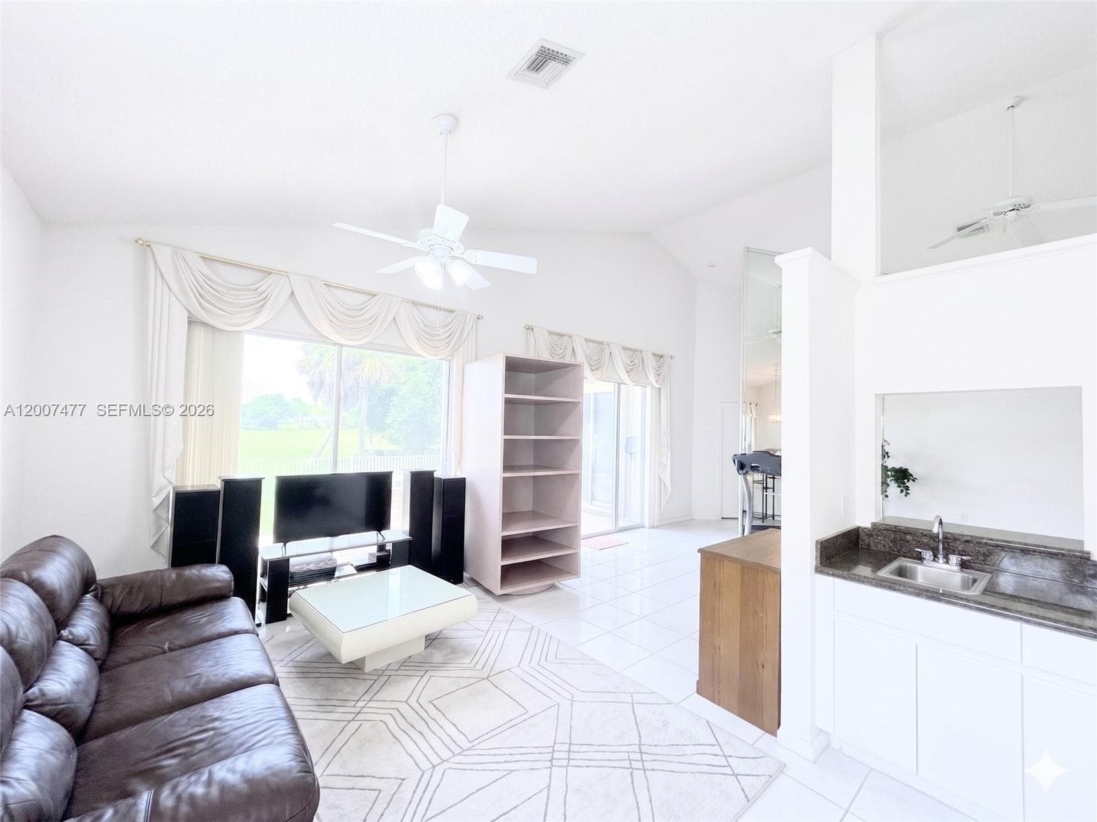 1510 W Lacosta Dr W, Pembroke Pines, FL 33027 photo 9
