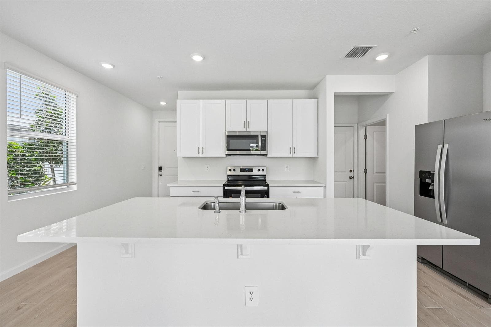 608 Salisbury Circle, Fort Pierce, FL 34982 photo 13