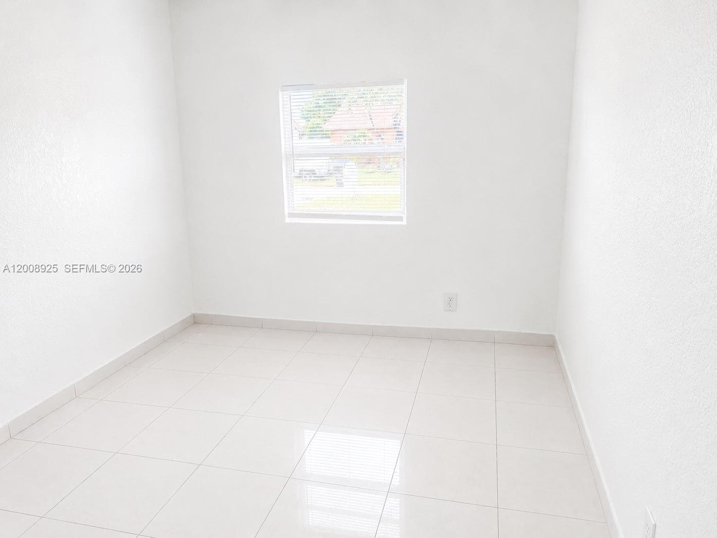 8210 SW 7th St, North Lauderdale, FL 33068 photo 12