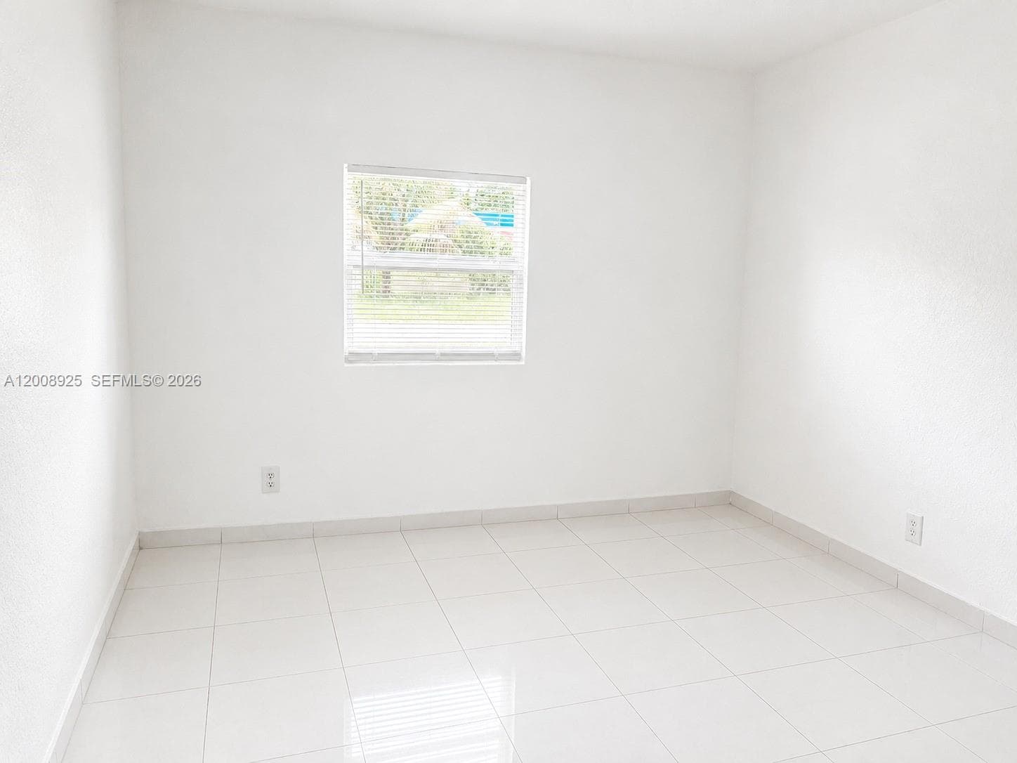8210 SW 7th St, North Lauderdale, FL 33068 photo 8