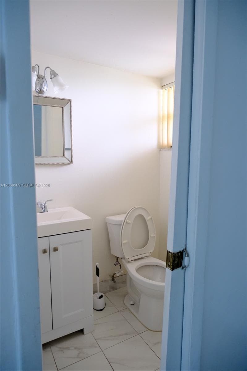 650 NE 149th St # 505F, Miami, FL 33161 photo 10