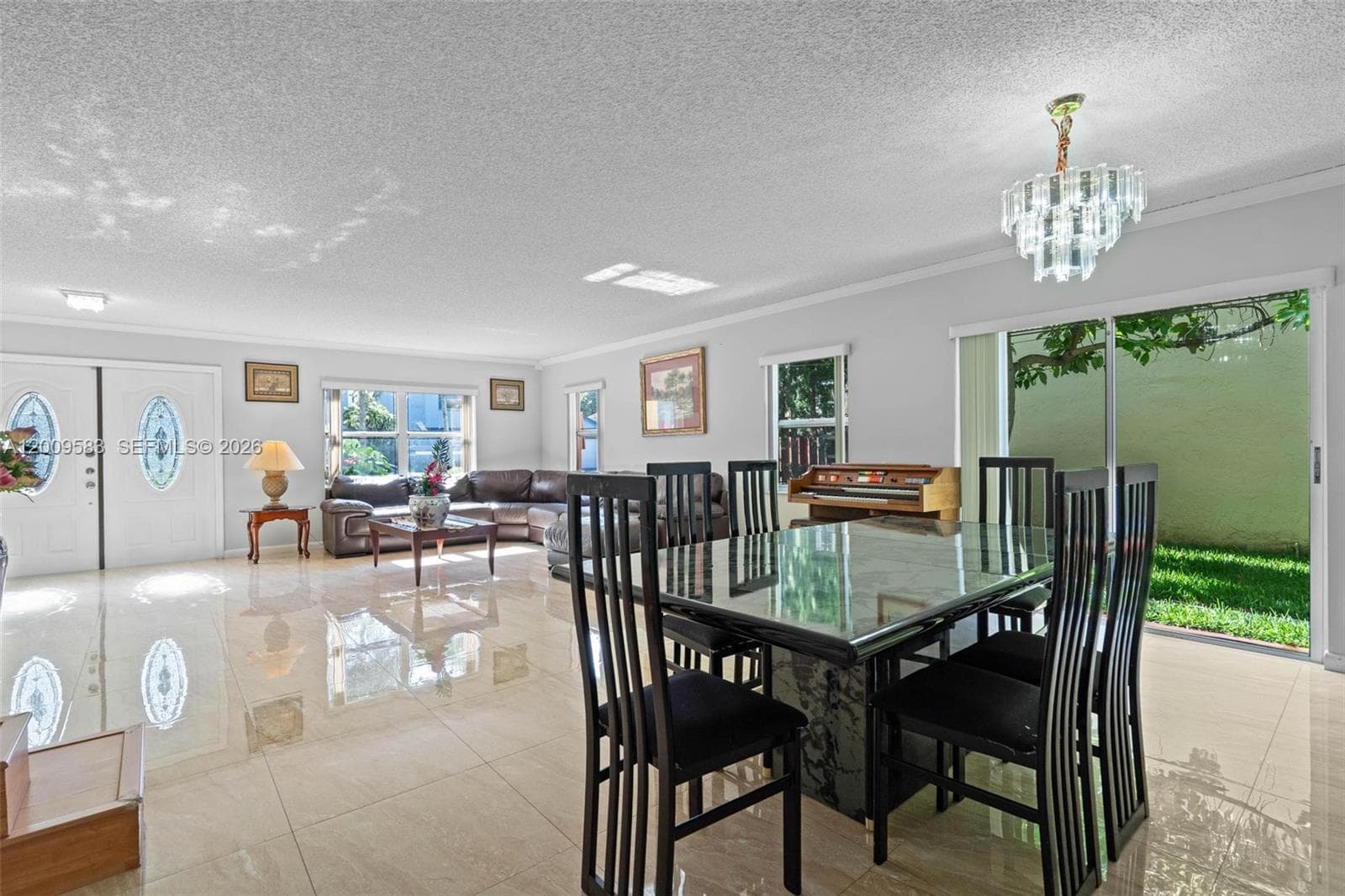 1001 SW 100th Ter, Pembroke Pines, FL 33025 photo 11