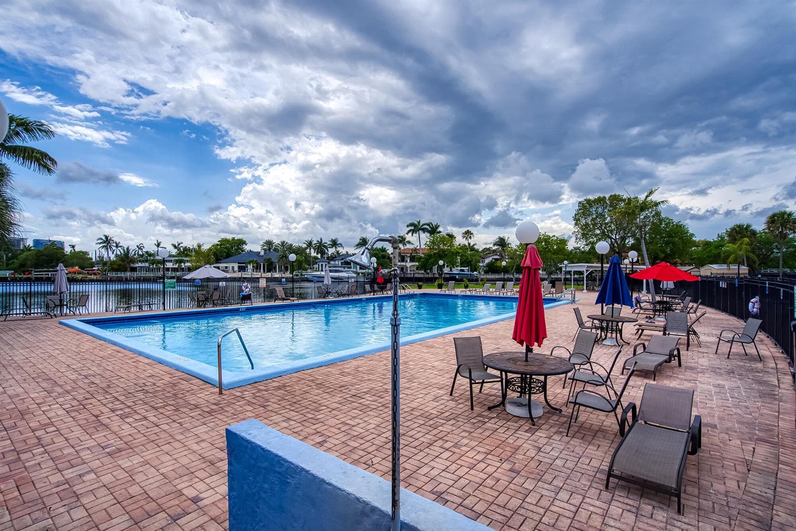 2000 Atlantic Shores Boulevard # Apt 410, Hallandale Beach, FL 33009 photo 5