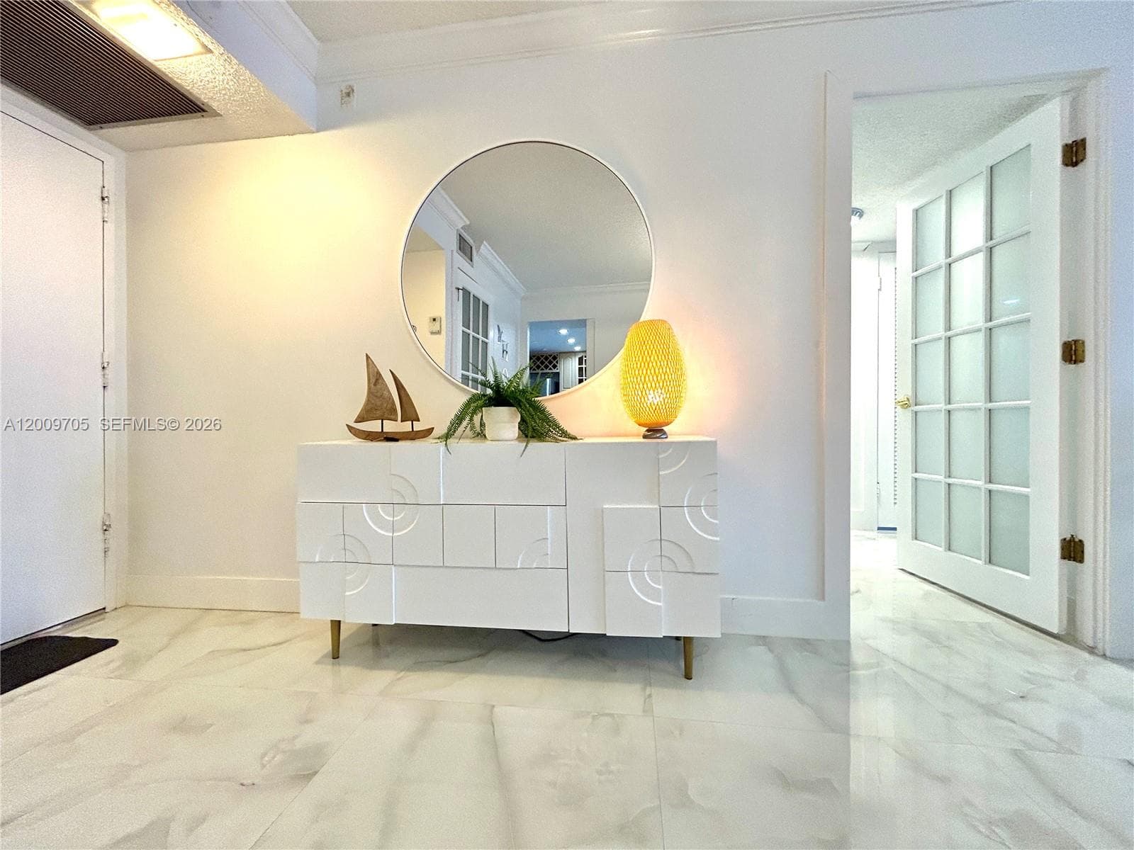 6039 Collins Ave # 1507, Miami Beach, FL 33140 photo 3