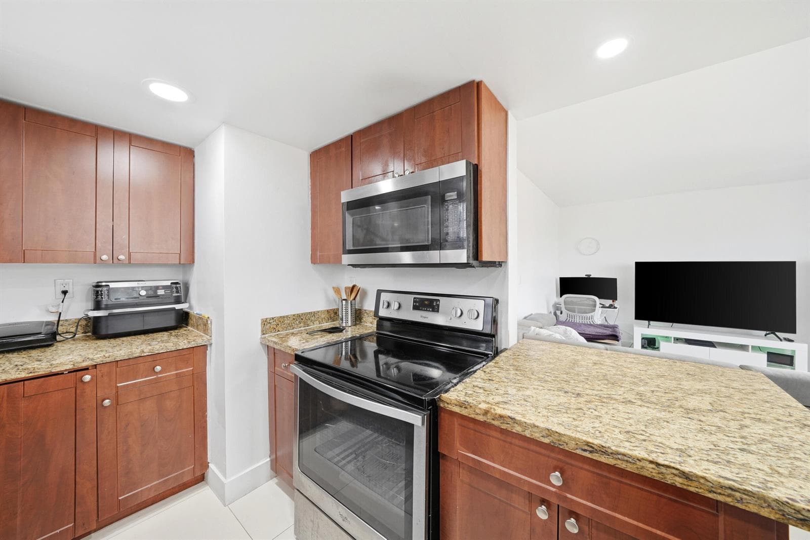 1221 SW 122nd Avenue # 401, Miami, FL 33184 photo 10