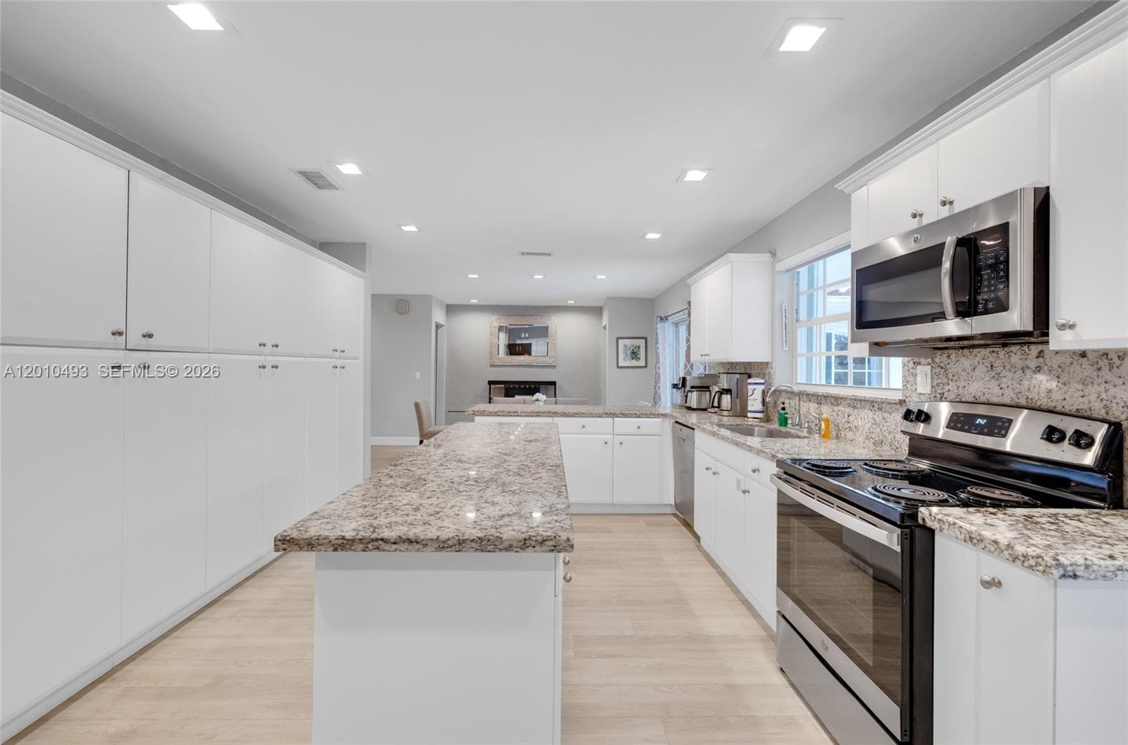 7711 Coquina Dr, North Bay Village, FL 33141 photo 9