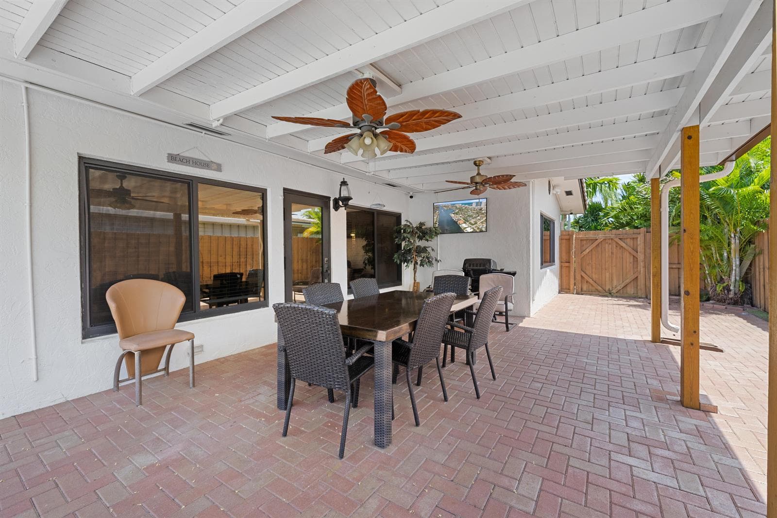3211 Seaward Drive, Lauderdale By The Sea, FL 33062 photo 7