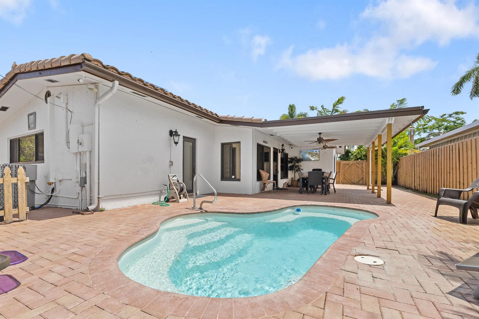 3211 Seaward Drive, Lauderdale By The Sea, FL 33062 photo 8