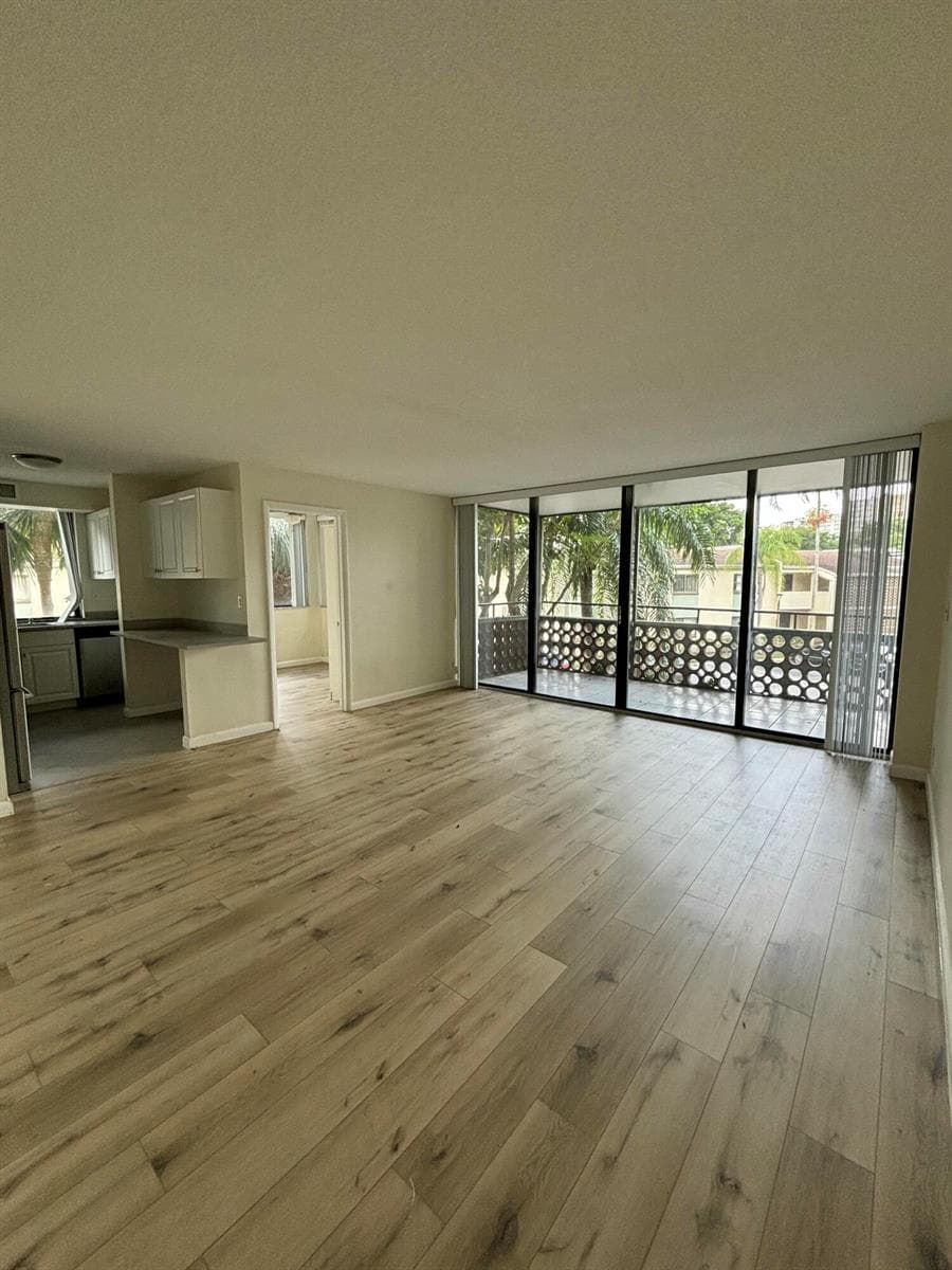 4222 Inverrary Boulevard # 4116, Lauderhill, FL 33319 photo 9